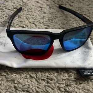 Holbrook Mix Prizm Sapphire Polarized Glasses